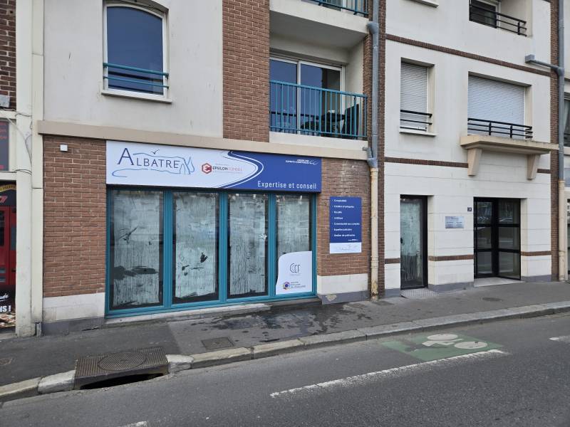 Enseigne à Fécamp pour Albâtre Finance et Conseil